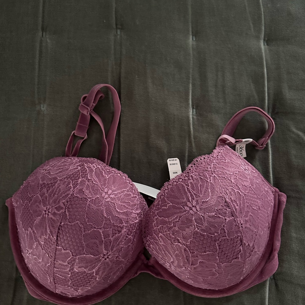 Victoria's Secret Lace Bra in Rich Purple